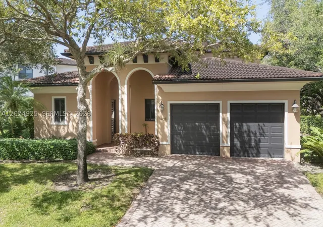 Photo 1 of Single family home for sale at 11404 Four Fillies Rd, Pinecrest, FL 33156 | MLS# A12074925 | Listing updated on 2026-08-31
