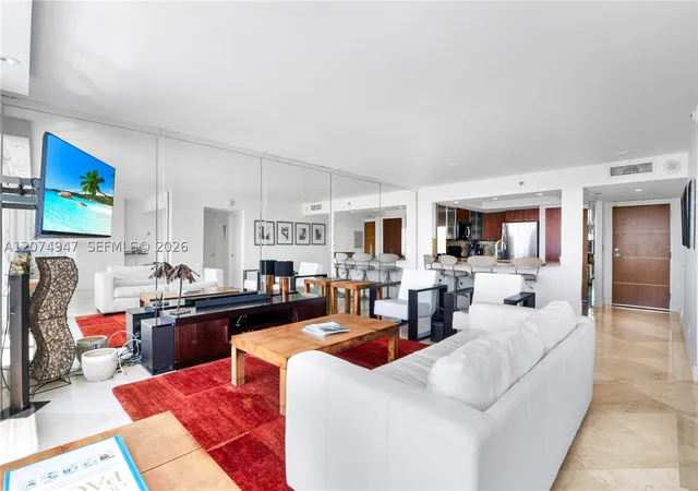Listing Photo 5 - Condo for sale in building located at 400 S Pointe Dr, Miami, FL 33139 - Unit #505