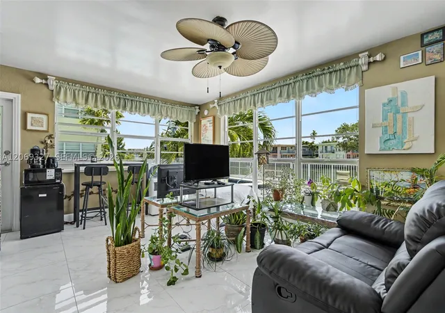 Photo 2 of Condo for sale at 350 S Shore Dr #15, Miami Beach, FL 33141 | MLS# A12069327 | Listing updated on 2026-09-04