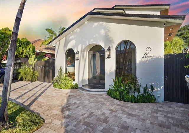 Photo 2 of Sale Pending at 2311 Sw 5th Ave, Miami, FL 33129 | MLS# A12075065 | Listing updated on 2026-09-01