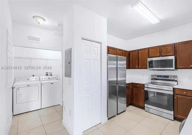 Photo 3 of Condo for sale at 260 Nw 109th Ave #204, Miami, FL 33172 | MLS# A12074878 | Listing updated on 2026-09-10