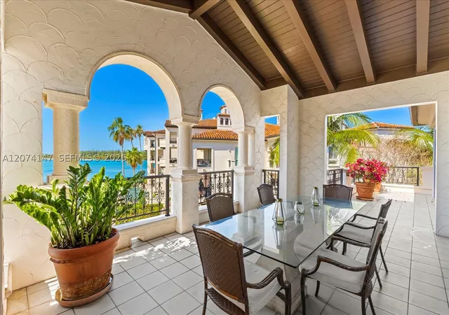 Photo 3 of Condo for sale at 2134 Fisher Island Dr #2134, Miami Beach, FL 33109 | MLS# A12074147 | Listing updated on 2026-09-16