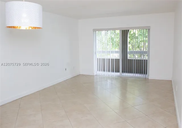Listing Photo 3 - Condo for sale at Village Of Kings Creek, Unit L-406 7860 Camino Real, Village Of Kings Creek, Miami, FL 33143 | Built Year: 1972-1973