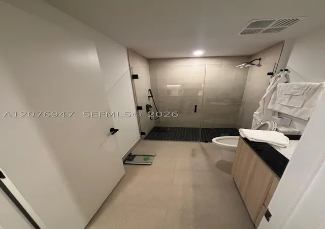 Photo 4 of Condo for sale at 225 N Miami Avenue #3308, Miami, FL 33128 | MLS# A12076947 | Listing updated on 2026-09-10
