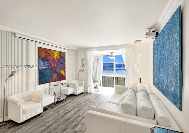 Listing Photo 5 - Condo for sale in building located at 18707 NE 14th Ave, North Miami Beach, FL 33179 - Unit #522