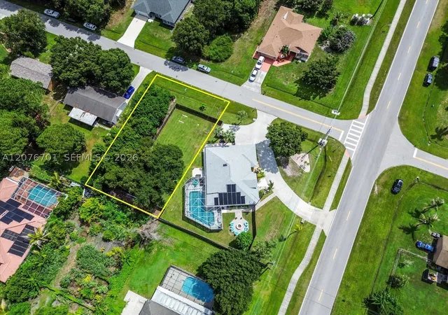 Photo 4 of Sale Pending at 1776 Sw Day St, Port St Lucie, FL 34953 | MLS# A12076701 | Listing updated on 2026-10-06