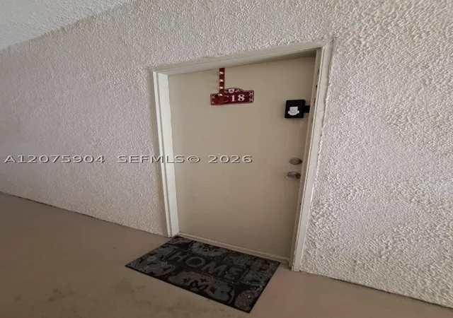 Photo 4 of Condo for sale at 1500 N Congress Ave #C18, West Palm Beach, FL 33401 | MLS# A12075904 | Listing updated on 2026-09-10