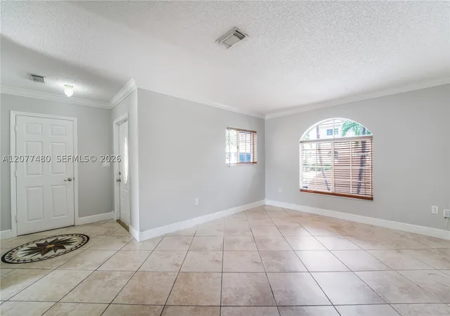 Listing Photo 4 - Condo for sale at Caribe Lakes, Unit 15354 Sw 36Th Ter, Caribe Lakes, Miami, FL 33185 | Built Year: 1996-2019