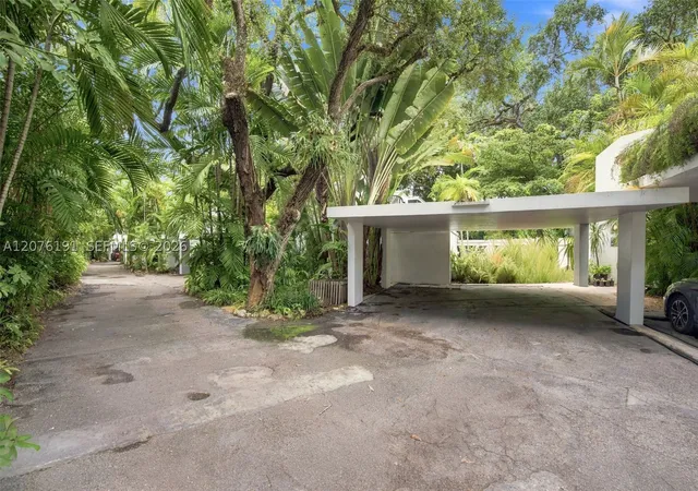 Photo 1 of Sale Pending at 3024 Day Ave #3024, Miami, FL 33133 | MLS# A12076191 | Listing updated on 2026-09-10