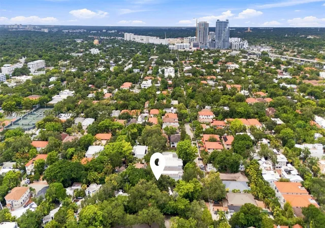 Photo 4 of Sale Pending at 3024 Day Ave #3024, Miami, FL 33133 | MLS# A12076191 | Listing updated on 2026-09-10