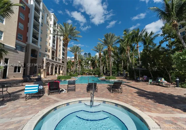 Photo 2 of Condo for sale at 17125 N Bay Rd #3105, Sunny Isles Beach, FL 33160 | MLS# A12078245 | Listing updated on 2026-08-26