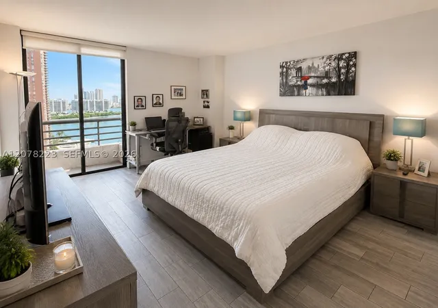 Photo 4 of Condo for sale at 3300 Ne 191St St #PH16, Aventura, FL 33180 | MLS# A12078223 | Listing updated on 2026-09-10