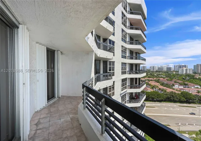 Photo 4 of Condo for sale at 3400 Ne 192Nd St #1911, Aventura, FL 33180 | MLS# A12078088 | Listing updated on 2026-08-27