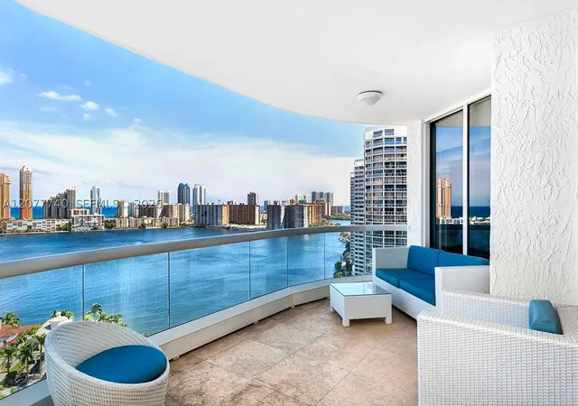 Photo 4 of Condo for sale at 6000 Island Blvd #2204, Aventura, FL 33160 | MLS# A12077740 | Listing updated on 2026-09-15