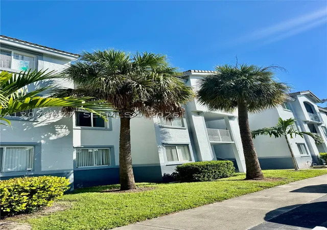 Photo 2 of Condo for sale at 2640 S University Dr #113, Davie, FL 33328 | MLS# A12078677 | Listing updated on 2026-09-15