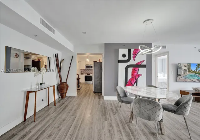 Listing Photo 2 - Condo for sale in building located at 9195 Collins Ave, Miami, FL 33154 - Unit #1109