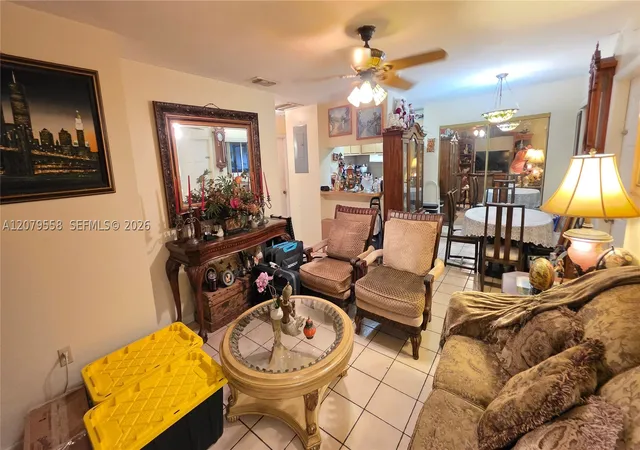 Listing Photo 5 - Condo for sale in Lakeside XI Condo located at 15619 Sw 73Rd Cir Ter, Miami, FL 33193 - Unit #10-8