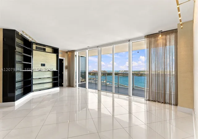 Photo 4 of Condo for sale at 400 Alton Rd #1804, Miami Beach, FL 33139 | MLS# A12079836 | Listing updated on 2026-09-12
