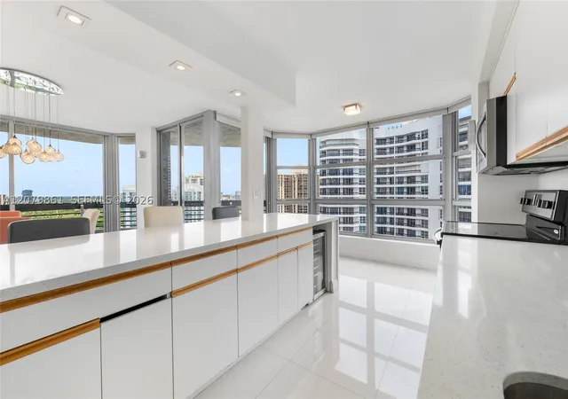 Photo 4 of Condo for sale at 19101 Ne 36Th Ct #2607, Aventura, FL 33180 | MLS# A12079861 | Listing updated on 2026-09-04