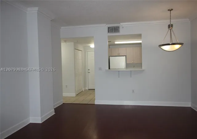 Photo 4 of Condo for sale at 50 Menores Ave #611, Coral Gables, FL 33134 | MLS# A12079988 | Listing updated on 2026-09-12
