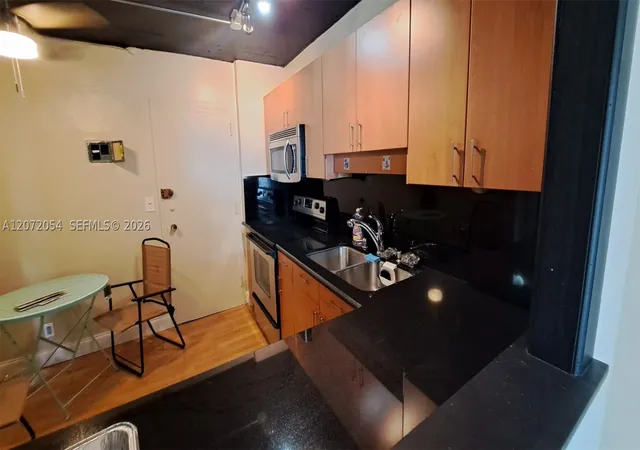 Photo 3 of Condo for sale at 427 Golden Isles Dr #5H, Hallandale Beach, FL 33009 | MLS# A12072054 | Listing updated on 2026-08-30