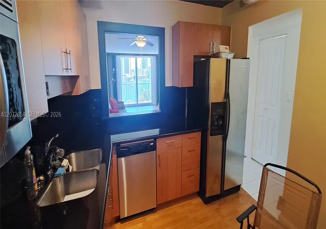 Photo 4 of Condo for sale at 427 Golden Isles Dr #5H, Hallandale Beach, FL 33009 | MLS# A12072054 | Listing updated on 2026-08-30