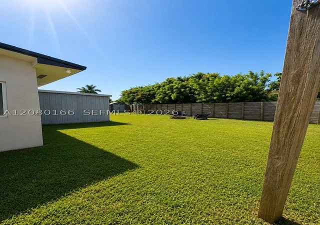 Photo 4 of Single family home for sale at 1211 NW 18th Street, Homestead, FL 33030 | MLS# A12080166 | Listing updated on 2026-09-08