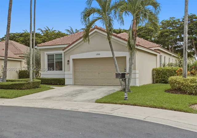 Photo 2 of Single family home for sale at 1508 Winterberry Ln, Weston, FL 33327 | MLS# A12080132 | Listing updated on 2026-09-14