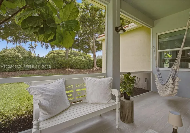 Photo 3 of Single family home for sale at 1508 Winterberry Ln, Weston, FL 33327 | MLS# A12080132 | Listing updated on 2026-09-14