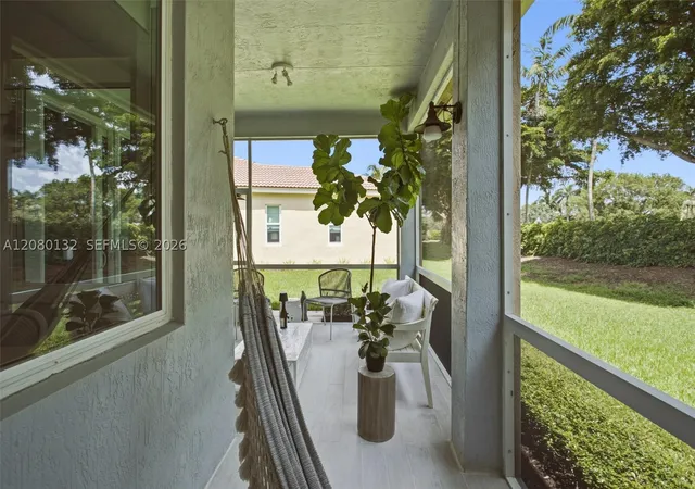Photo 4 of Single family home for sale at 1508 Winterberry Ln, Weston, FL 33327 | MLS# A12080132 | Listing updated on 2026-09-14
