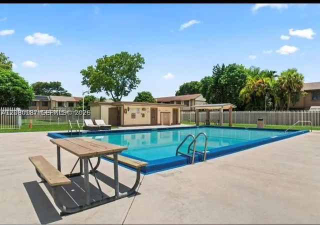 Photo 4 of Townhouse for sale at 453 NE 210th Terrace, Miami, FL 33179 | MLS# A12080187 | Listing updated on 2026-08-31