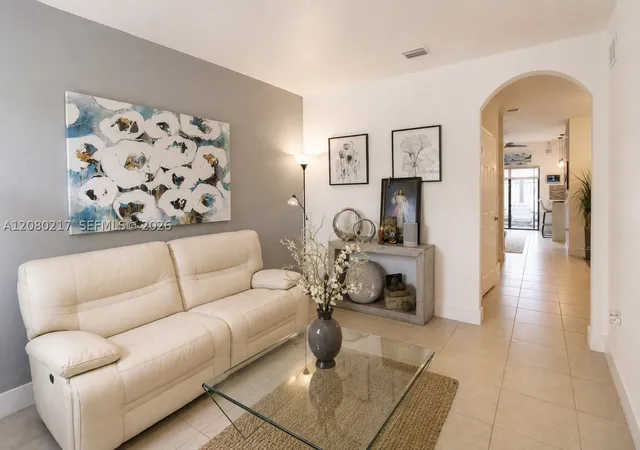 Photo 3 of Townhouse for sale at 10327 Nw 89th Terrace, Doral, FL 33178 | MLS# A12080217 | Listing updated on 2026-09-11