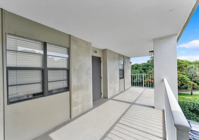 4th image of 501 SW 11th Place #418, Boca Raton, FL 33432 | MLS# B26070153
