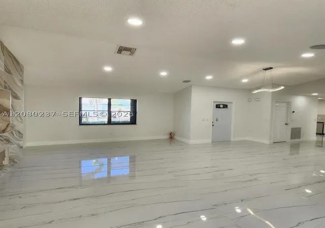 Photo 3 of Townhouse for sale at 9088 Sw 22nd Street #E, Boca Raton, FL 33428 | MLS# A12080237 | Listing updated on 2026-08-31
