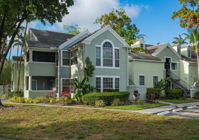 2nd image of 1205 Crystal Way #A, Delray Beach, FL 33444 | MLS# B26070171
