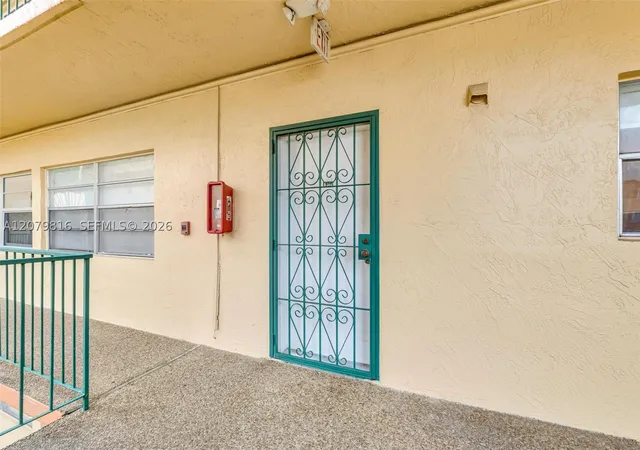 1975 W 44th Place #A302
