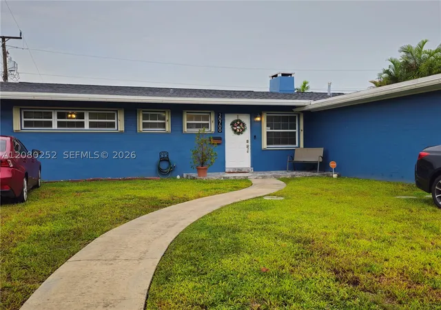 Photo 2 of Single family home for sale at 20700 Leeward Ln, Cutler Bay, FL 33189 | MLS# A12080252 | Listing updated on 2026-08-31