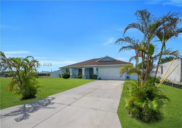 4th image of 3902 3rd Street SW, Lehigh Acres, FL 33976 | MLS# A12080107