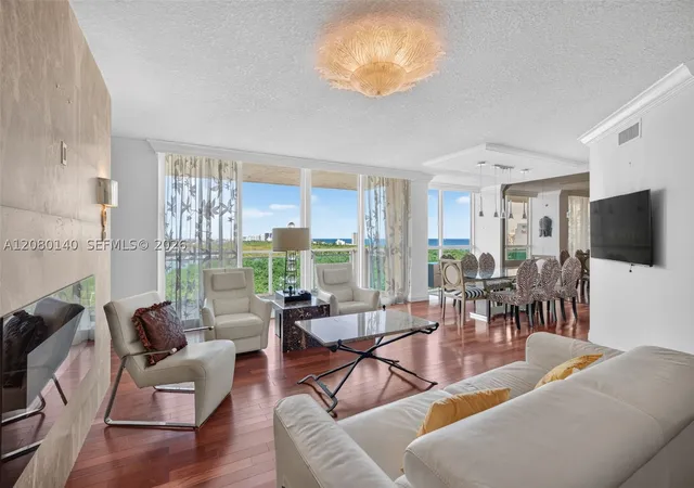 2nd image of 2845 Ne 9th Street #1204, Fort Lauderdale, FL 33304 | MLS# A12080140