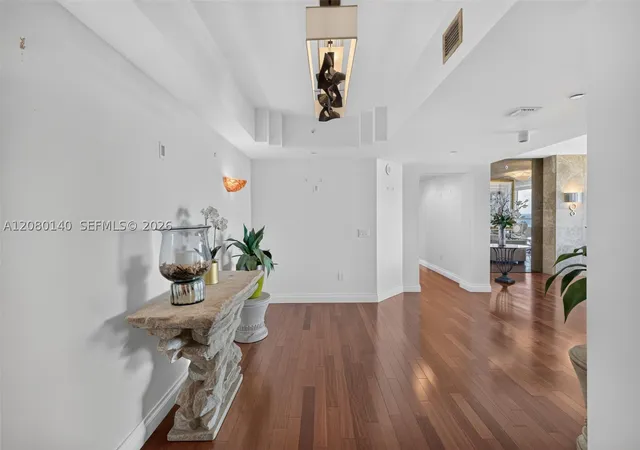 5th image of 2845 NE 9th Street #1204, Fort Lauderdale, FL 33304 | MLS# A12080140