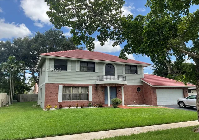 Photo 2 of Single family home for sale at 760 Blue Ridge Way, Davie, FL 33325 | MLS# A12065674 | Listing updated on 2026-08-31