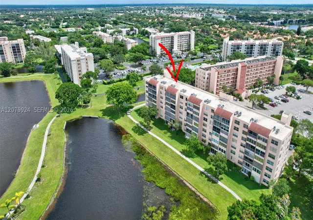 2nd image of 14575 Bonaire Blvd #308, Delray Beach, FL 33446 | MLS# A12079924