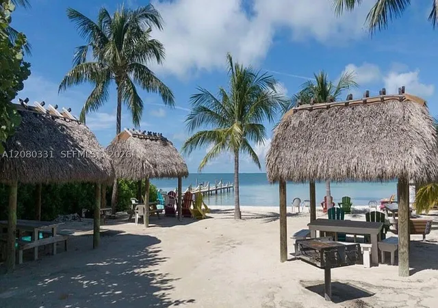 Photo 3 of Single family home for sale at 102 Venetian Dr, Islamorada, FL 33036 | MLS# A12080331 | Listing updated on 2026-09-10