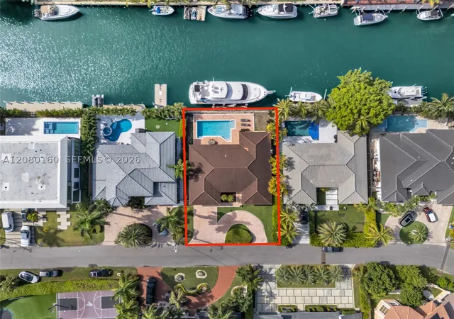 Photo 2 of Single family home for sale at 2930 Ne 164th Street, North Miami Beach, FL 33160 | MLS# A12080160 | Listing updated on 2026-08-31