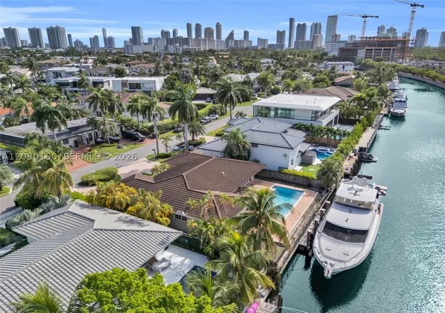 Photo 3 of Single family home for sale at 2930 Ne 164th Street, North Miami Beach, FL 33160 | MLS# A12080160 | Listing updated on 2026-08-31