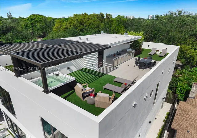 Photo 3 of Townhouse for sale at 3910 Nw 3rd Avenue, Miami, FL 33127 | MLS# A12078942 | Listing updated on 2026-09-05