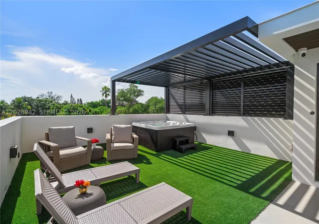Photo 3 of Townhouse for sale at 3910 NW 3rd Avenue, Miami, FL 33127 | MLS# A12078942 | Listing updated on 2026-09-05