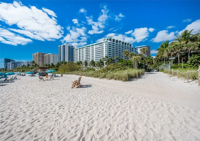 Photo 2 of Condo for sale at 2899 Collins Ave #1505, Miami Beach, FL 33140 | MLS# A12079523 | Listing updated on 2026-08-31