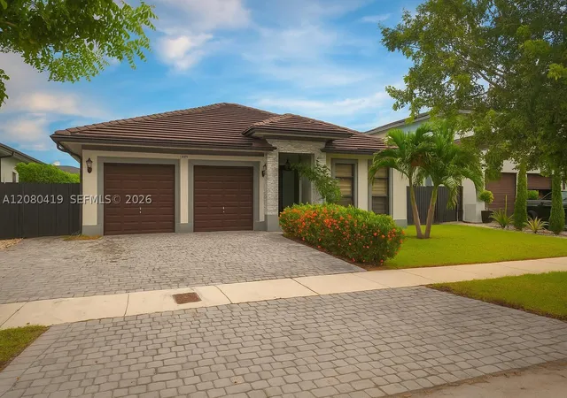 Photo 1 of Single family home for sale at 14809 Sw 39th Terrace, Miami, FL 33185 | MLS# A12080419 | Listing updated on 2026-08-31