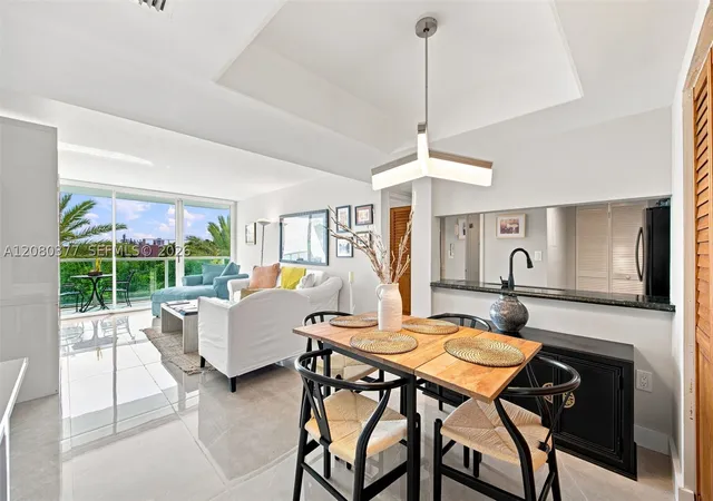 Photo 3 of Condo for sale at 650 West Ave #406, Miami Beach, FL 33139 | MLS# A12080377 | Listing updated on 2026-09-15
